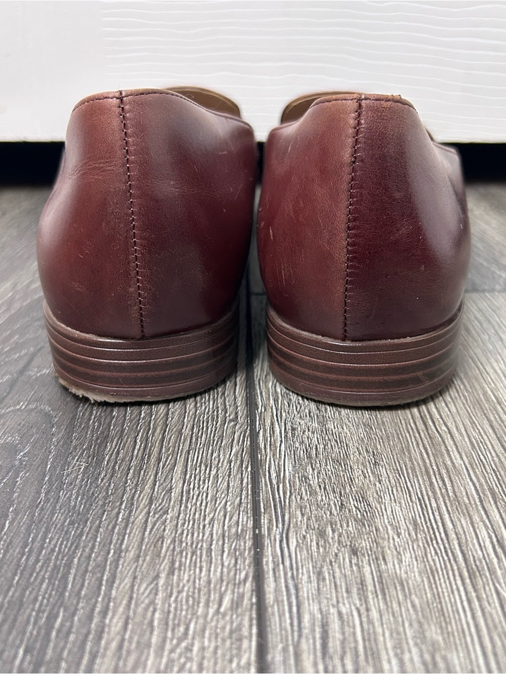 Naturalizer Burgundy Leather Loafers Gold Bit Detail Comfort Flats Size 8.5 - Picture 7 of 13